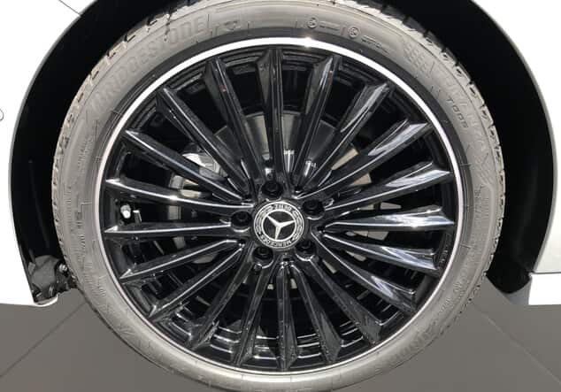Angebotsdetails Mercedes-Benz A-Klasse 200 Limousine ++verfügbar ab 24.09.25++ Grau manufaktur lack manufaktur alpingrau uni