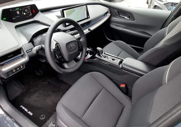 Angebotsdetails Toyota Prius Plug In Hybrid 2.0 Executive schwarz