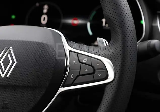 Angebotsdetails Renault Arkana ESPRIT ALPINE Mild Hybrid 160 BOSE Dezir-Rot + Dach schwarz (Rot)