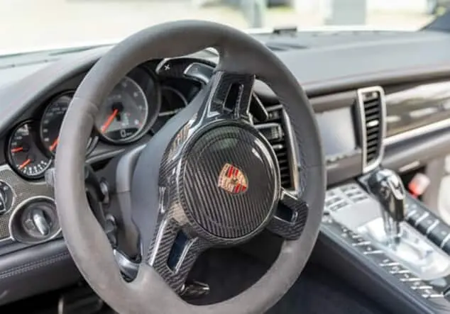 Angebotsdetails Porsche Panamera GTS weiß