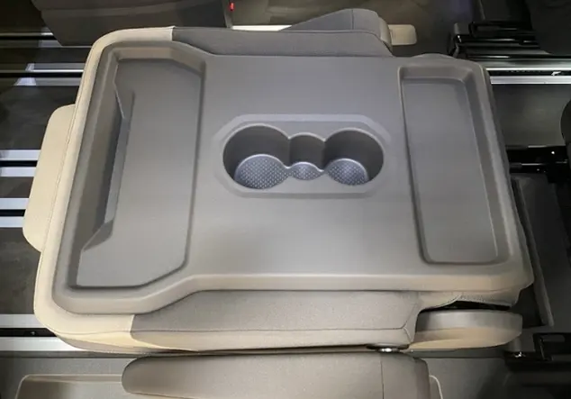 Angebotsdetails Volkswagen Multivan 'ENERGY' 2.0 TDI kurz KÃ KLIMA Grau (Pure Grey)