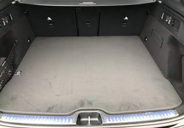 Angebotsdetails Mercedes-Benz GLC 200 4MATIC Schwarz-Lack obsidianschwarz