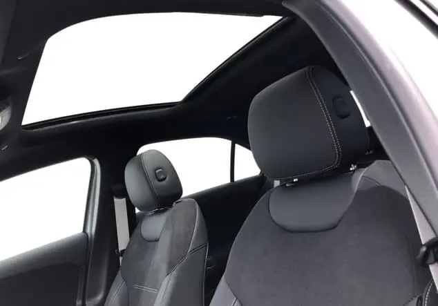 Angebotsdetails Mercedes-Benz A-Klasse 200 Limousine ++verfügbar ab 24.09.25++ Grau manufaktur lack manufaktur alpingrau uni