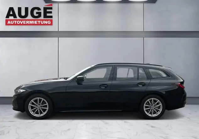 Angebotsdetails BMW 3er 318d Touring, Anhängerkupplung, Automatik, Navigation, Rückfahrkamera schwarz