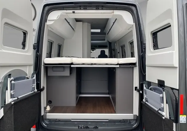 Angebotsdetails Volkswagen Grand California California 680 2.0 TDI / RFK Grau (Indiumgrau Metallic)