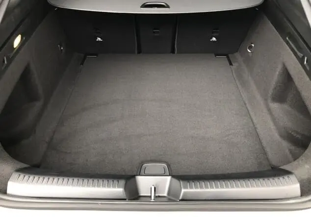 Angebotsdetails Mercedes-Benz CLA 220 d Shooting Brake ++verfügbar ab 27.09.2025++ Grau manufaktur lack manufaktur alpingrau uni