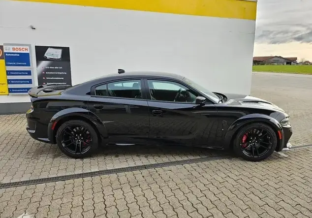 Angebotsdetails Dodge Charger Schwarz