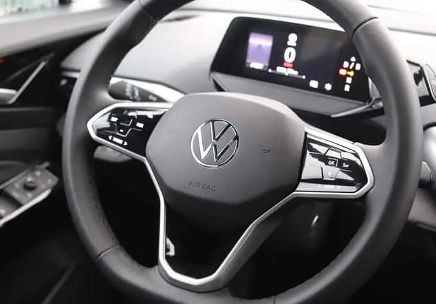 Angebotsdetails Volkswagen ID.4 Basis Pure Blue Dusk Metallic