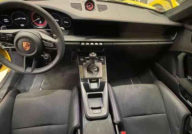 Angebotsdetails Porsche 911 GT3 992 Racinggelb