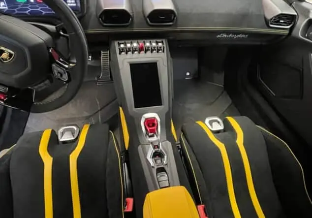 Angebotsdetails Lamborghini Huracan Huracan STO Sondermodell Giallo inti metallic