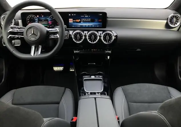 Angebotsdetails Mercedes-Benz A Grau manufaktur lack manufaktur alpingrau uni