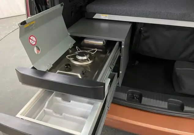 Angebotsdetails Volkswagen Caddy Caddy MAXI CALIFORNIA 2.0TDI 122PS ACC.AHK.STHZG.KAMERA.PANO.NAVI+VC.LED.SHZ Copper Bronze Metallic