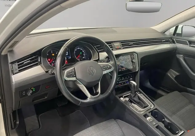 Angebotsdetails Volkswagen Passat Variant 2.0 TDI Business / WeiÃ (Pure White)