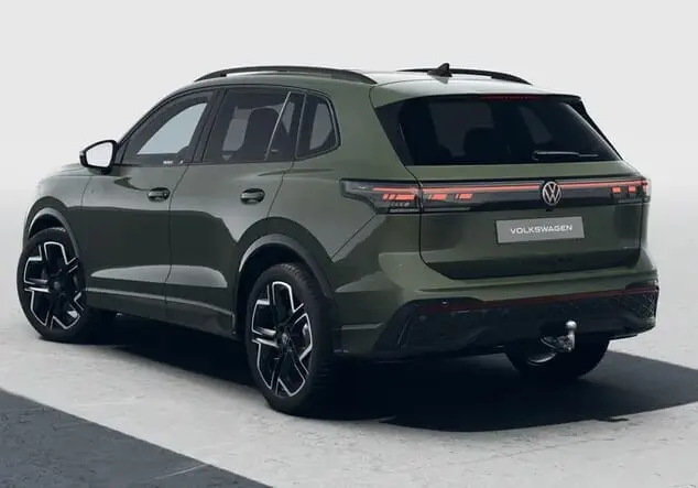 Angebotsdetails Volkswagen Tiguan Volkswagen Tiguan R-Line 2.0 TSI 195 kW (265 PS) 7-Gang-DSG 4MOTION Cipressino-Grün Metallic