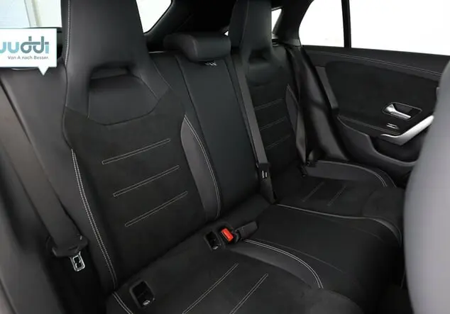 Angebotsdetails Mercedes-Benz CLA 200 Shooting Brake grau, schwarz