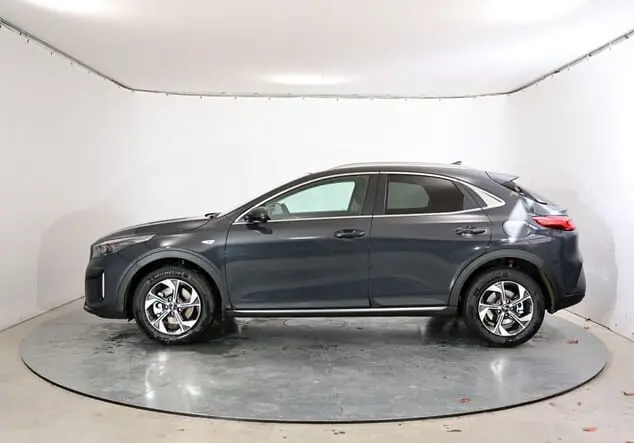 Angebotsdetails Kia XCeed Kia Xceed MY26 1.0 T-GDI MHEV 85 kW (115 PS) 7-Gang-DCT Pentametal Metallic