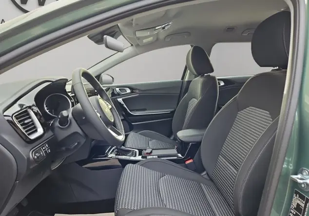 Angebotsdetails Kia Ceed Sportswagon Spirit GrÃ¼n ((EXG) EXPERIENCE GREEN M)