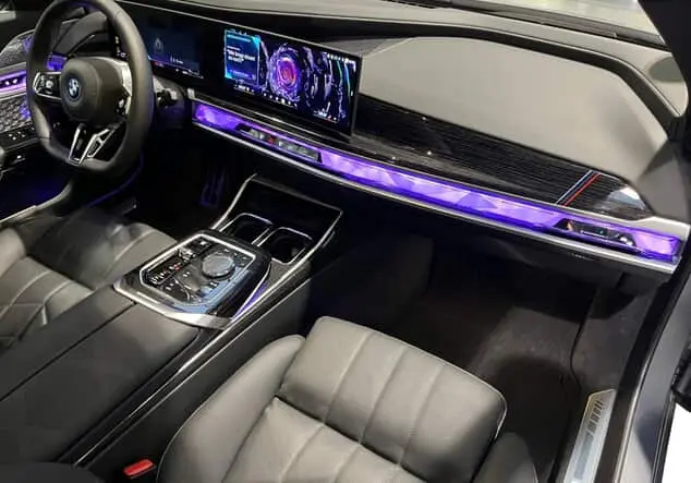 Angebotsdetails BMW M760 e xDrive ++sofort verfügbar++ Frozen pure grey