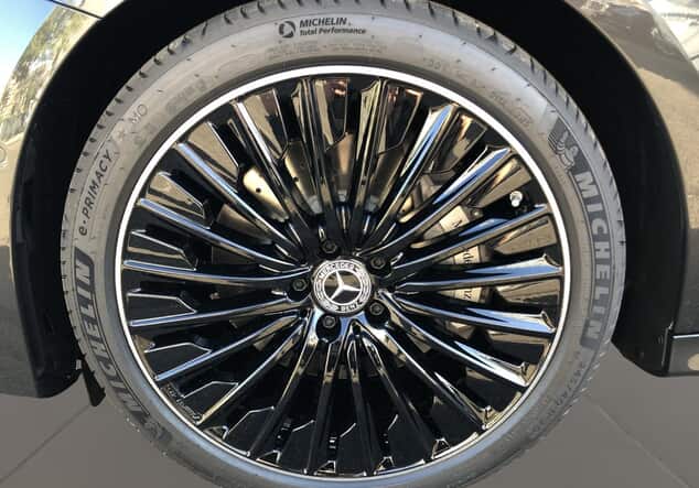 Angebotsdetails Mercedes-Benz E 300 de T-Modell ++sofort verfügbar++ Metalliclack graphitgrau