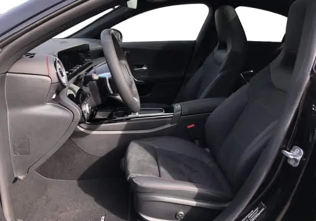 Angebotsdetails Mercedes-Benz CLA 220 4MATIC Coupe Schwarz-lack kosmosschwarz
