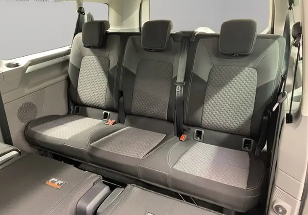 Angebotsdetails Volkswagen T7 Caravelle 2.0 TDI LR Weiß (Candy-Weiß)