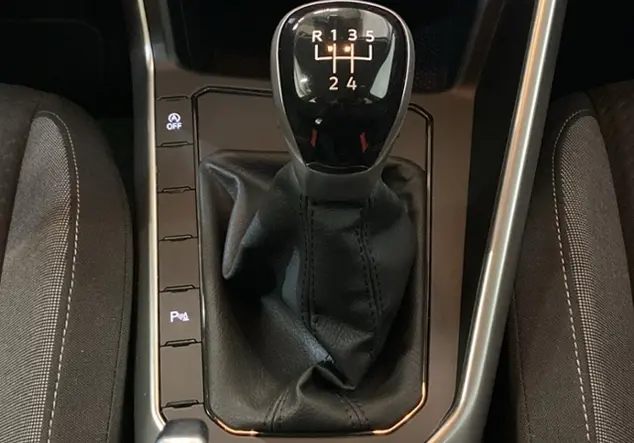 Angebotsdetails Volkswagen Polo 1.0 TSI Life / Schwarz (Deep Black Perleffekt)