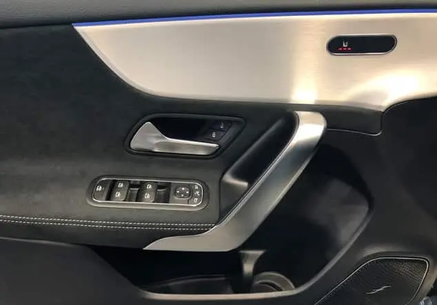 Angebotsdetails Mercedes-Benz A 200 AMG-Line + Nightpaket Grau manufaktur lack manufaktur alpingrau uni
