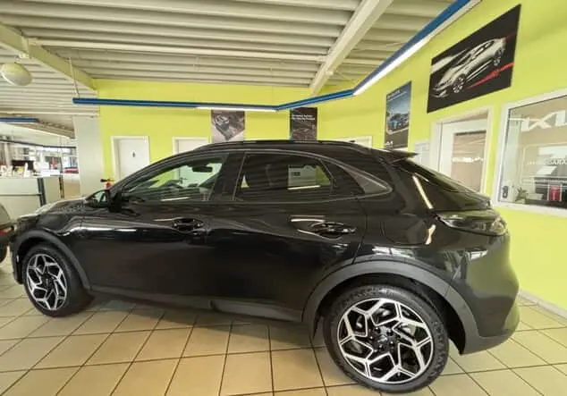 Angebotsdetails Kia XCeed GT Line Schwarz ((1K) BLACK PEARL M)