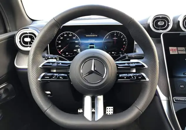 Angebotsdetails Mercedes-Benz GLC 300 de 4MATIC mit EQ Hybrid ++sofort verfügbar++ Metalliclack graphitgrau