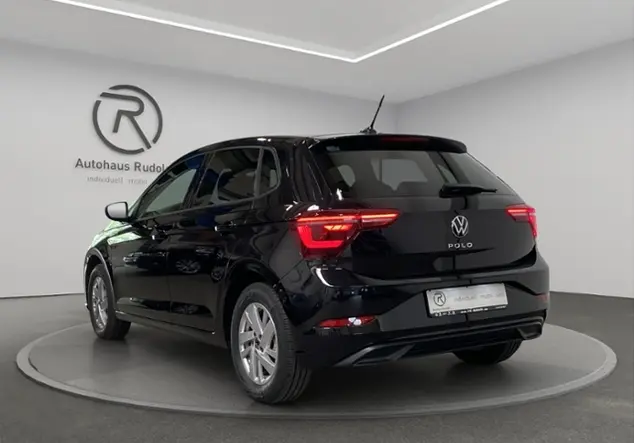 Angebotsdetails Volkswagen Polo 1.0 TSI Style / Einparkhilfe Schwarz (Deep Black Perleffekt)