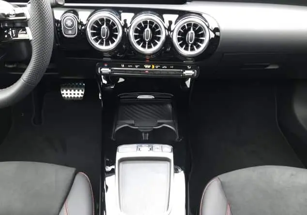 Angebotsdetails Mercedes-Benz CLA 200d Coupe *Night Paket* Weiß Uni-Lack polarweiß