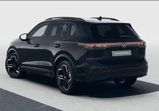 Angebotsdetails Volkswagen Tiguan Volskwagen Tiguan R-Line 1.5 TSI 110 kW (150 PS) 7-Gang-DSG Grenadillschwarz Metallic
