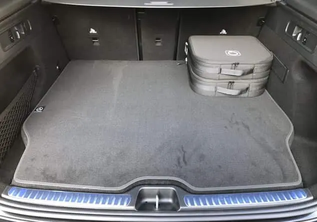 Angebotsdetails Mercedes-Benz GLC 300 de 4MATIC mit EQ Hybrid ++sofort verfügbar++ Metalliclack graphitgrau