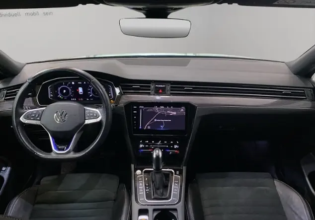 Angebotsdetails Volkswagen Passat Variant GTE 1.4 TSI / Schwarz (Deep Black Perleffekt)