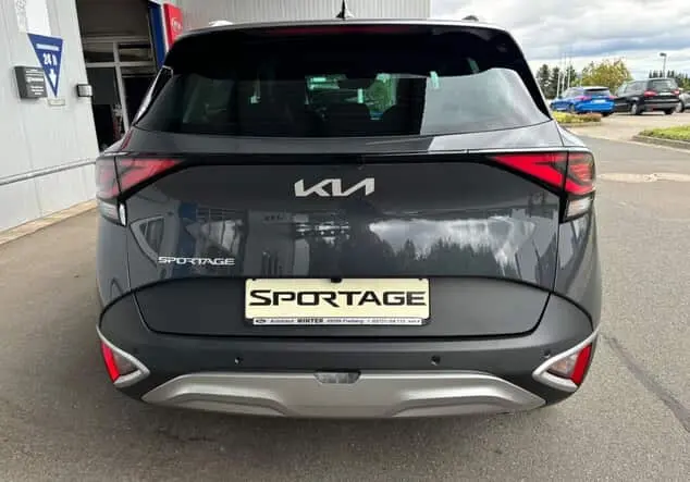 Angebotsdetails Kia Sportage 1.6T 2WD VISION + KOMFORT Grau (Pentametal Metallic)
