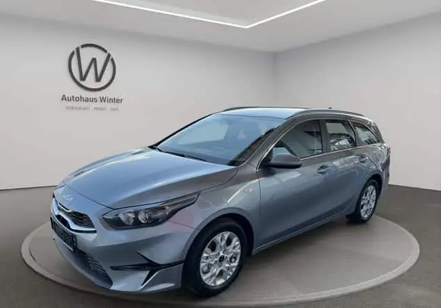 Angebotsdetails Kia Ceed Sportswagon Vision Silber ((CSS) LUNARSILBER MET.)