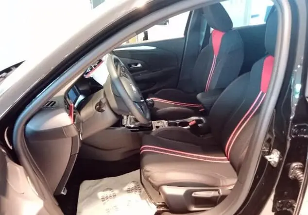Angebotsdetails Opel Corsa 1.2 GS Line*SHZ*LHZ*Rückfahrkamera*Sportversion* Schwarz