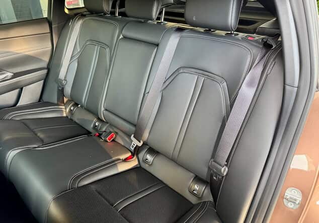 Angebotsdetails Mazda 6E 6e 258PS TAKUMI*LEDER-S*PANO MELTING COPPER M