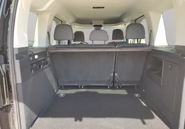 Angebotsdetails Volkswagen Caddy Style 2.0 TDI 90 kW Schwarz (Deep Black Perleffekt)