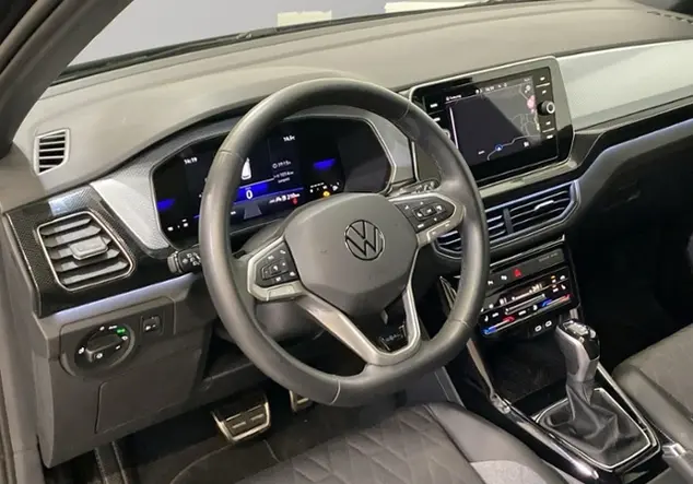 Angebotsdetails Volkswagen T-Cross 1.0 TSI Goal / Schwarz (Deep Black Perleffekt)