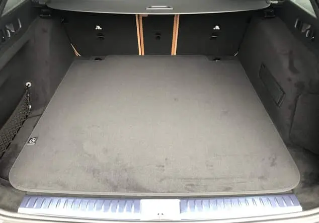 Angebotsdetails Mercedes-Benz E 450 d 4MATIC T-Modell ++sofort verfügbar++ Schwarzlack obsidianschwarz