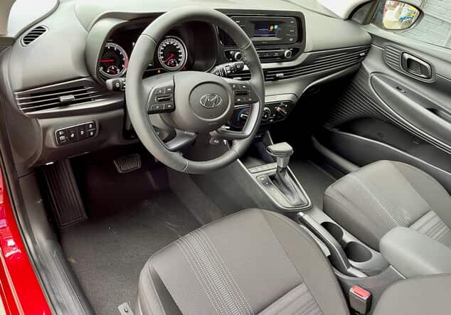 Angebotsdetails Hyundai i20 i20 *PDC*KLIMA*SITZ+LENKRADHEIZ*AUTOMATIK* ROT