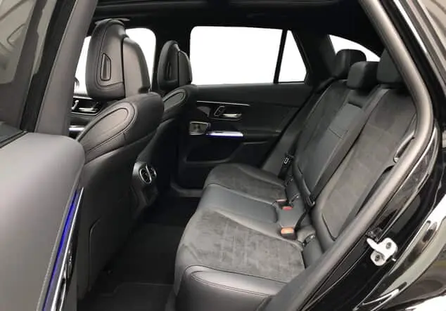 Angebotsdetails Mercedes-Benz GLC 300 de 4MATIC mit EQ Hybrid ++sofort verfügbar++ Metalliclack obsidianschwarz