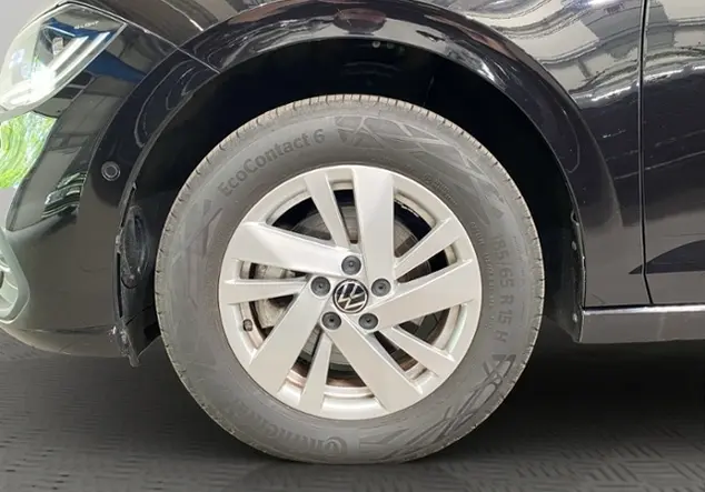 Angebotsdetails Volkswagen Polo 1.0 TSI Style / Einparkhilfe Schwarz (Deep Black Perleffekt)