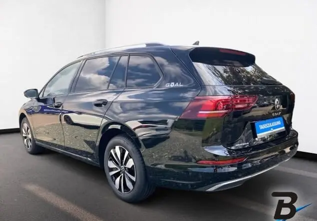 Angebotsdetails Volkswagen Golf VIII Variant neu 2.0 TDI Goal Schwarz