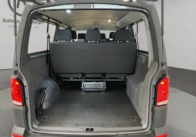 Angebotsdetails Volkswagen T6.1 Kombi 2.0 TDI LR KLIMA NAVI Grau (Pure Grey)