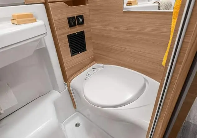 Angebotsdetails KNAUS TI MAN VANSATION 640 MEG Campovolo Grau / Indium Grau