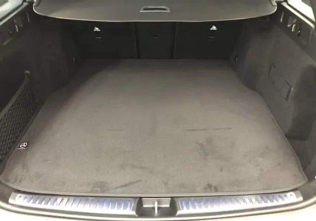 Angebotsdetails Mercedes-Benz C 300 d T-Model Night-Paket Weiß MANUFAKTUR Lack MANUFAKTUR opalithweiß bright