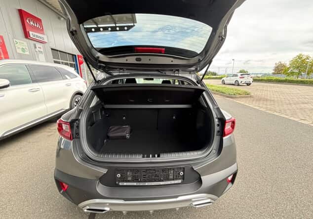 Angebotsdetails Kia Stonic 1.0 T-GDI DCT GT-line + Technik Grau (Astrograu Metallic)
