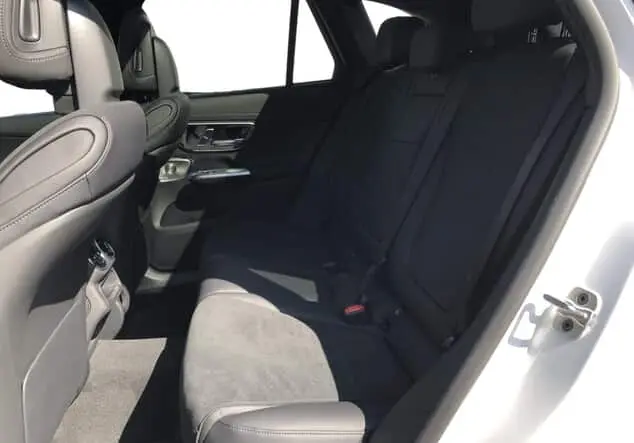 Angebotsdetails Mercedes-Benz GLC 300 d 4MATIC ++sofort verfügbar++ Weiß manufaktur lack manufaktur opalithweiß bright